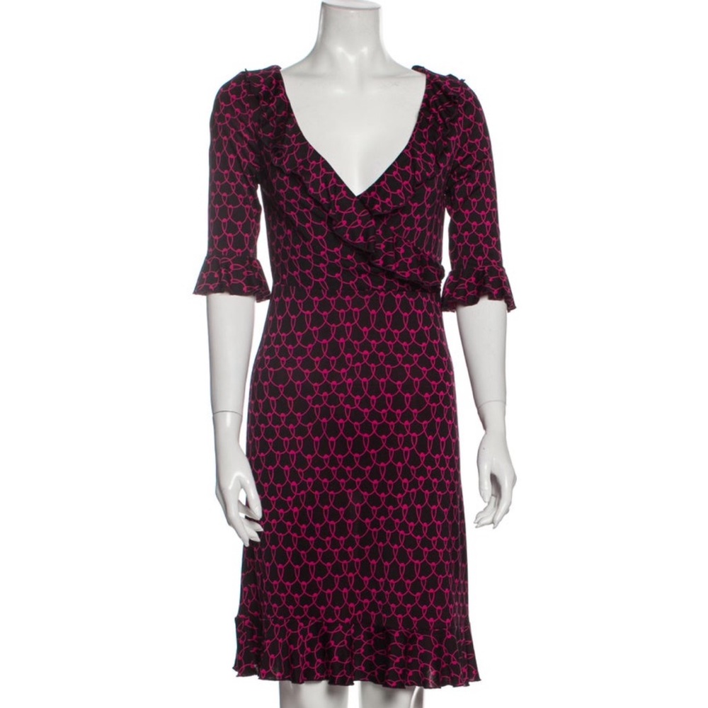 Diane von Furstenberg Ruffled Tiered Midi Dress sz. small/4, 100% silk